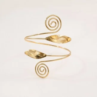 Elara Sculpted Cuff